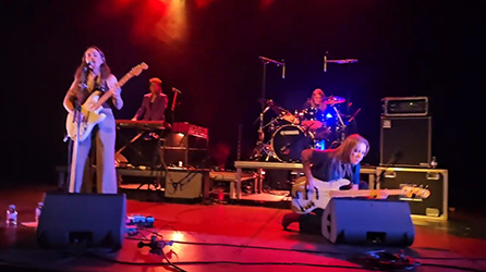 Nina Attal Electric Ladyland live in Lunel on October 12, 2024 picture from the video